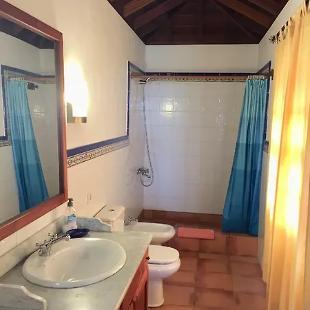 Llanos Negros Farm stay *